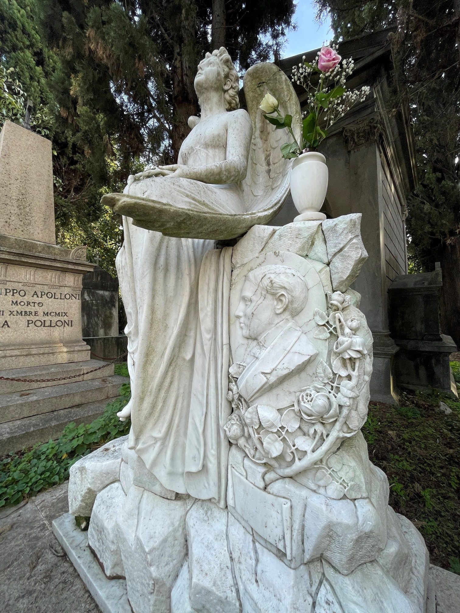 Arnaldo Angelucci's tomb, Verano Cemetery, by Andrea Angelucci (2).JPG